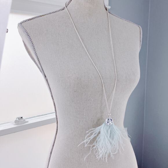 VTG Signed Carol Dauplaise Necklace Silver Tone Light Blue Feathers, Y2K Boho - Picture 2 of 9